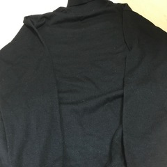 ブラック タートルネックニットLLの画像