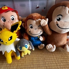 ぬいぐるみ まとめ売り おさるのジョージ、シナモン、ポケモン、うさぎの画像