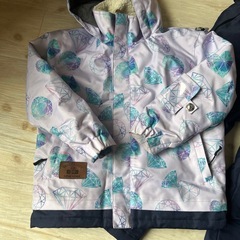 スキーウェア　女の子　１２０　手袋付きの画像