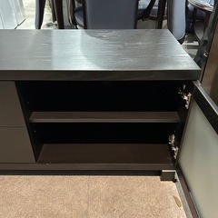 テレビボードの画像