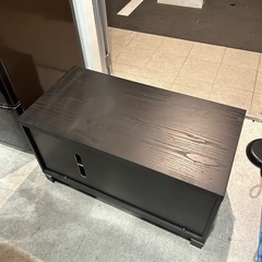 テレビボードの画像