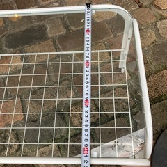 レトロポップ アイアン  ガラステーブル 白 ラック付き お洒落 机 インテリア 平成 昭和　の画像