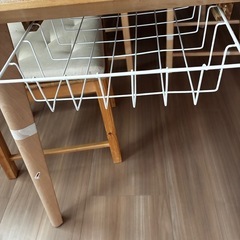 ハイテーブルの画像