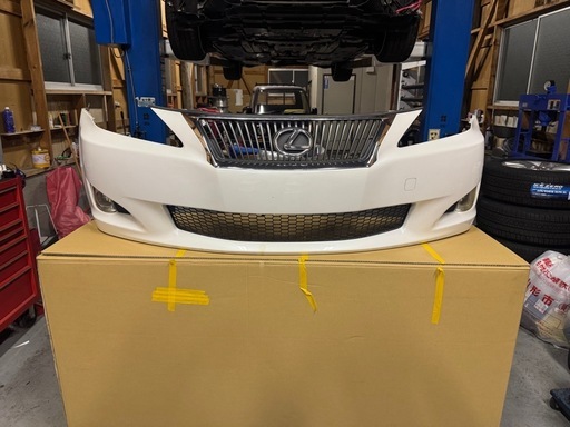 LEXUS レクサス　GSE20 IS フロントバンパー　スムージング