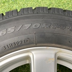 アルミ付きスタッドレス4本セットTOYO 165/70R14の画像