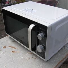 とりあえず使えるシンプル電子レンジ　中古の画像