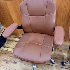 ディスクチェア　3脚　合皮ひび割れ有り　の画像