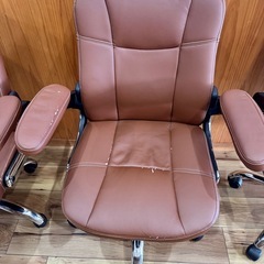 ディスクチェア　3脚　合皮ひび割れ有り　の画像