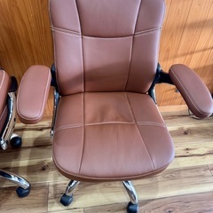 ディスクチェア　3脚　合皮ひび割れ有り　の画像