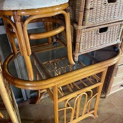 ラタン家具一式の画像
