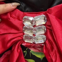 フラワープリントビジューつき付きミニドレス　ミニワンピース　の画像