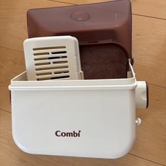 哺乳瓶　消毒器　授乳クッションの画像