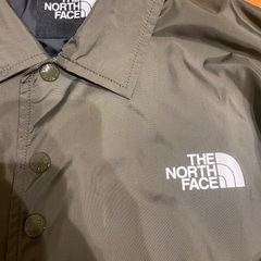 THE NORTH FACE ナイロンジャケット オリーブの画像