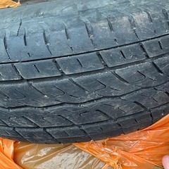 無料夏タイヤ4本の画像