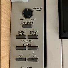 電子ピアノの画像