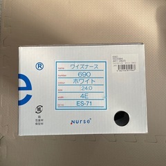 【新品】ワイズナース24.0　シューズ の画像