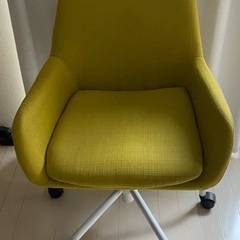 デスクチェアの画像