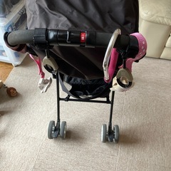アップリカ　ベビーカーの画像