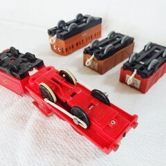 プラレール　きかんしゃトーマス　ジェームズの画像