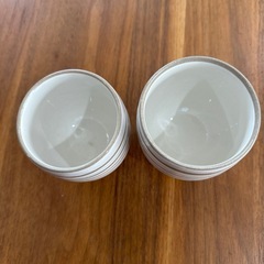 湯呑み茶碗の画像