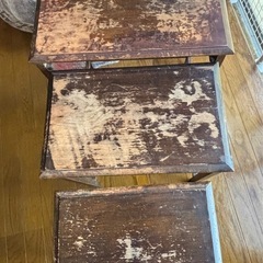 アンティーク　ネストテーブルの画像