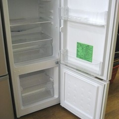 ヤマダセレクト冷蔵庫の画像