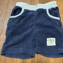 ②80ランニング肌着とズボンの画像