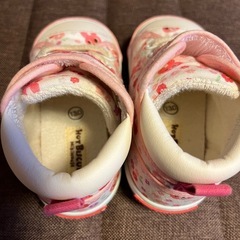 ベビー　靴の画像