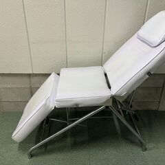 BBC エステベッド フェイシャルベッド 有孔 多段階リクライニング 施術台 診察台 美容院 ④ 幅55cm×奥行170cm×高さ67cmの画像