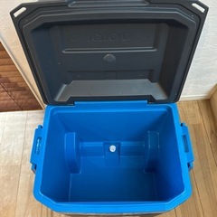 IGLOO  クーラーボックスの画像