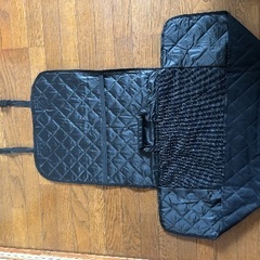 ブラックシートカバー　背もたれ付きの画像