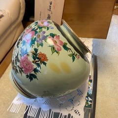 陶器　　九谷焼き　壺　の画像