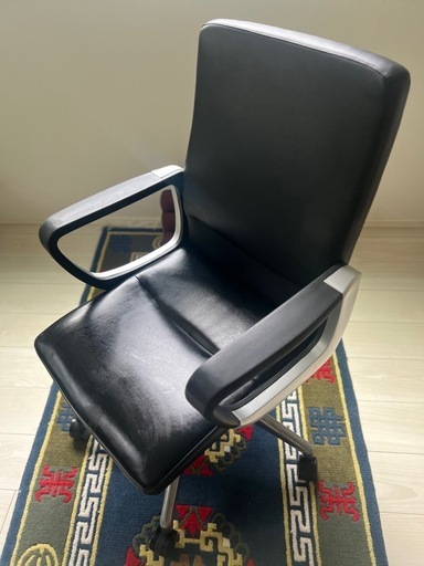 イノウエマネージメントオフィスチェア　ブラック