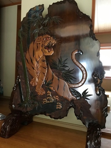 虎と竹の彫刻 衝立、