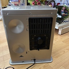 トヨトミの石油ファンヒーターの画像