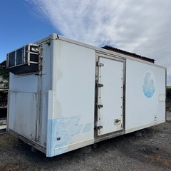 特別販売！断熱材入り！横扉！バイクガレージ！使い勝手抜群！倉庫物置用 4トン保冷コンテナの画像