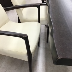 ◇ドリーム尼崎1号館◇【ジモティー割引対象商品】ベンチダイニング4点セットの画像