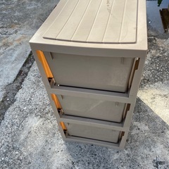 中古　収納ケース　3段　プラスチック　ケースの画像