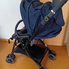 コンビベビーカースゴカルa コンパクト4 キャスアイシクルネイビー Combiの画像