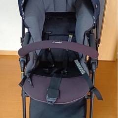 コンビベビーカースゴカルa コンパクト4 キャスアイシクルネイビー Combiの画像