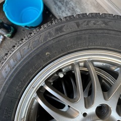お話し中　155/70R13  スタッドレスの画像