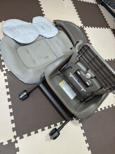 Combi コンビ ネムリラ CR (マーブルベージュ) ハイローチェア ハイローラック スウィングラック ロングユース 手動スウィング