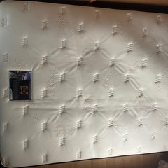 sealy ダブルマットレスの画像