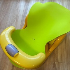 Aprica バスチェアの画像