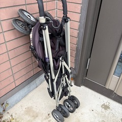 ベビーカーの画像