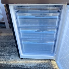 2019年❗️シャープ❗️冷蔵庫❗️ブラウンの画像