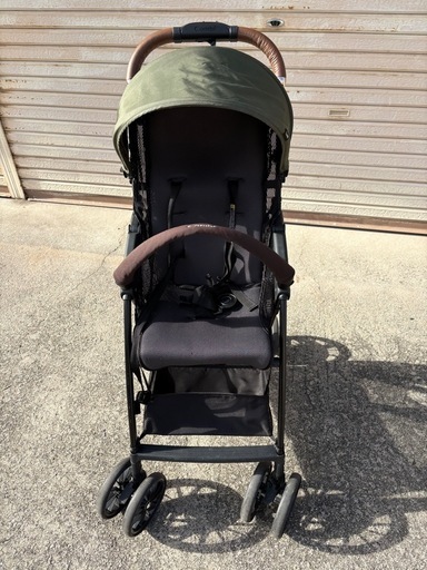 Combi Acbee plus AN 荷物がたっぷり入るB型ベビーカー