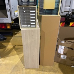 『今日でもＯＫ』デスク、チェア、棚など色々の画像