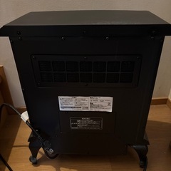 暖炉型ファンヒーターの画像