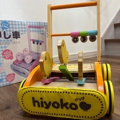 カタカタ　木製押し車の画像